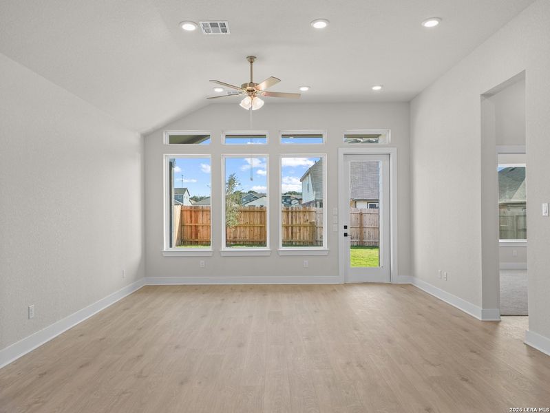Spacious, unfurnished interior of a new home in Veranda, San Antonio (Image 18). Spacious, unfurnished interior of a new home in Veranda, San Antonio (Image 18).