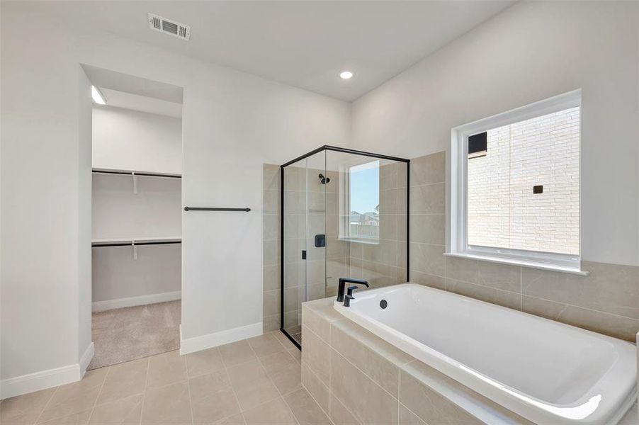 Furnished interior view inside a new home in Treeline, Justin (Image 13).