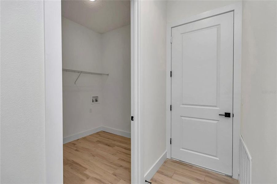 Spacious, unfurnished interior of a new home in , Dunnellon (Image 42).