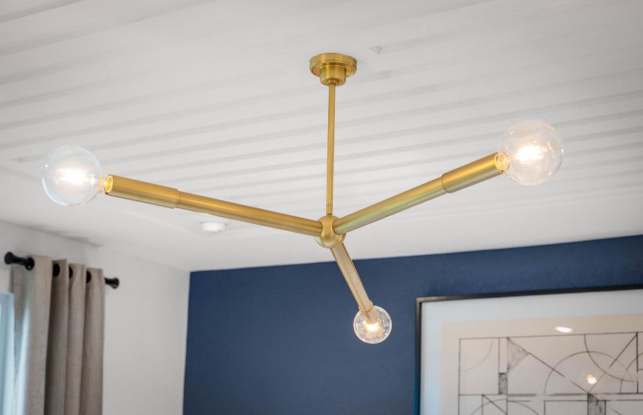 Representative interior finishes for a home built from the Hallmark by Del Webb in Sun City Texas, Georgetown (Image 17).