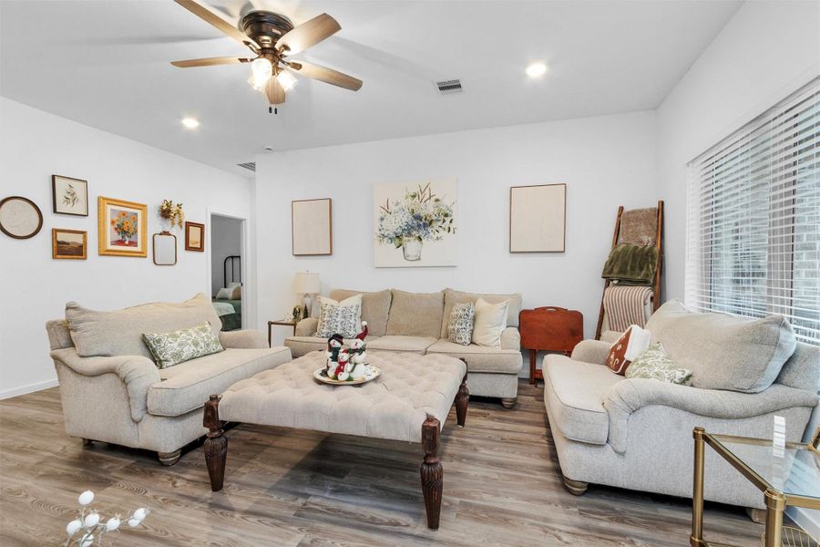 Furnished interior view inside a new home in The Highlands: Richmond and Woodbridge Collections, Porter (Image 17).