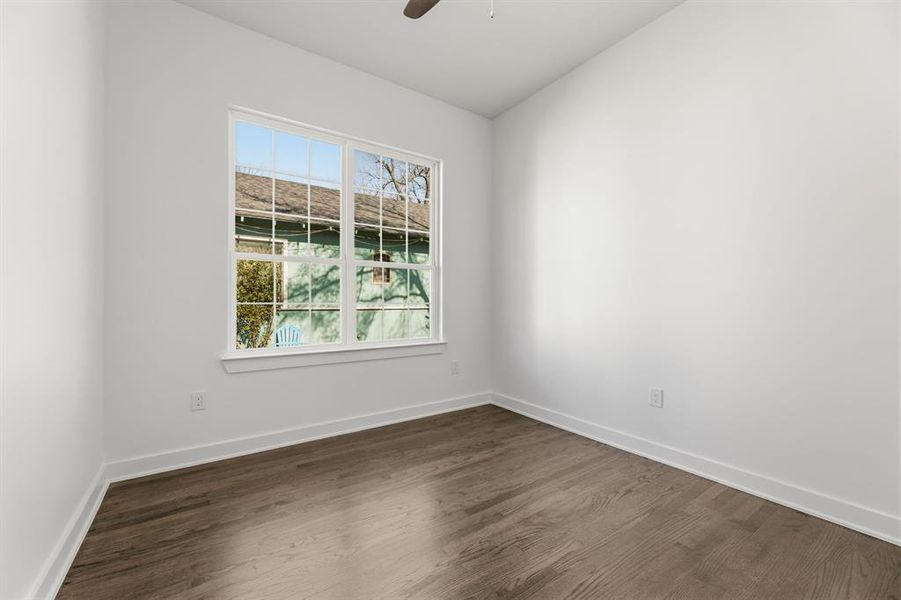 Spacious, unfurnished interior of a new home in , Dallas (Image 28).