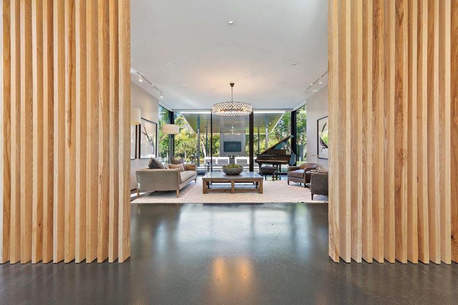 082-12NBeachRd-HobeSound-SMALL