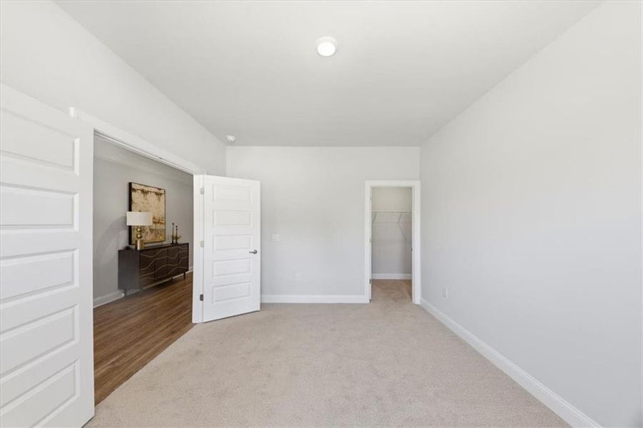 Spacious, unfurnished interior of a new home in Tuscany Hills, Douglasville (Image 49).
