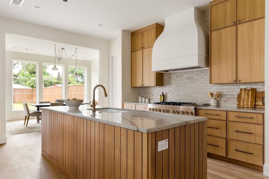 Furnished interior view inside a new home in , Dallas (Image 15). Furnished interior view inside a new home in , Dallas (Image 15).