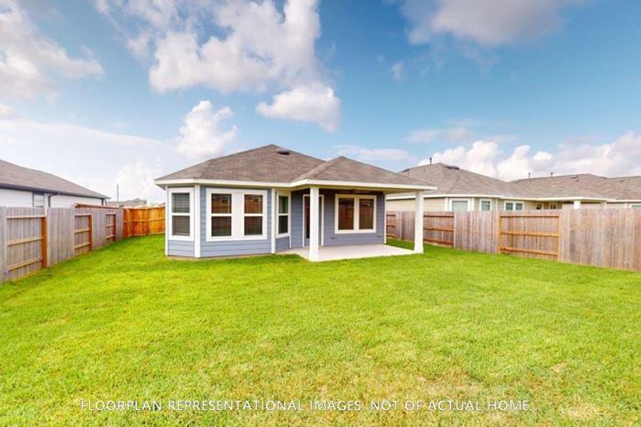 Exterior details and patio area of a home in Magnolia Ridge, Magnolia (Image 3).