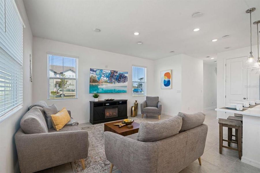 Furnished interior view inside a new home in , Davenport (Image 16). Furnished interior view inside a new home in , Davenport (Image 16).