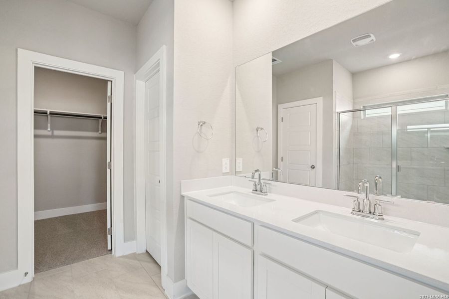 Furnished interior view inside a new home in Lark Canyon, New Braunfels (Image 14).