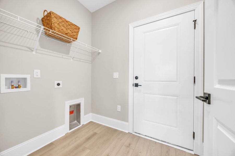 Representative furnished interior of a home built from the Glendale II by Great Southern Homes in White Oak Estates, Conway (Image 25).