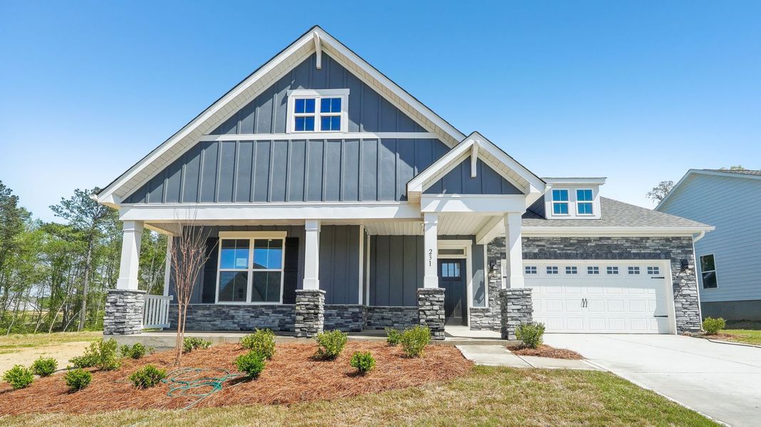 Representative exterior photo of a completed home built from the Hickory by D.R. Horton in Westport, York, SC (Image 1).