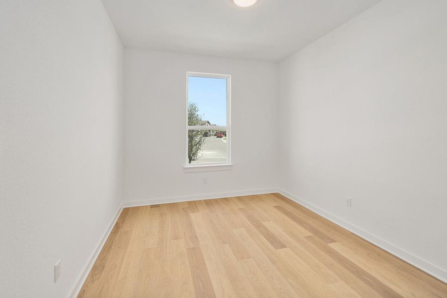 Spacious, unfurnished interior of a new home in Lariat, Liberty Hill (Image 11).