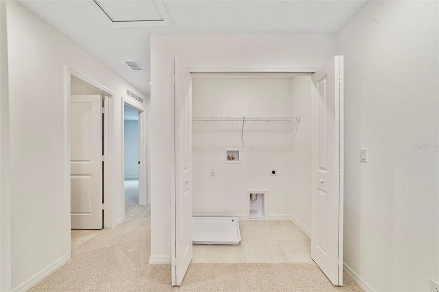 Spacious, unfurnished interior of a new home in Towns at Greenleaf, Oviedo (Image 19).