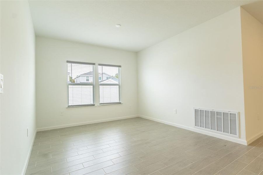 Spacious, unfurnished interior of a new home in Pioneer Ranch, Ocala (Image 17). Spacious, unfurnished interior of a new home in Pioneer Ranch, Ocala (Image 17).