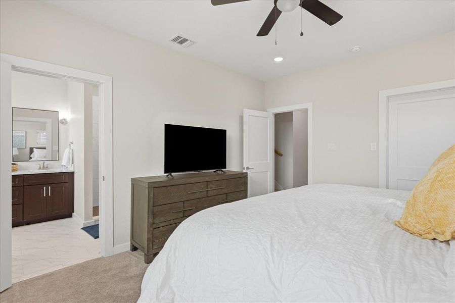 Furnished interior view inside a new home in , Stephenville (Image 22).