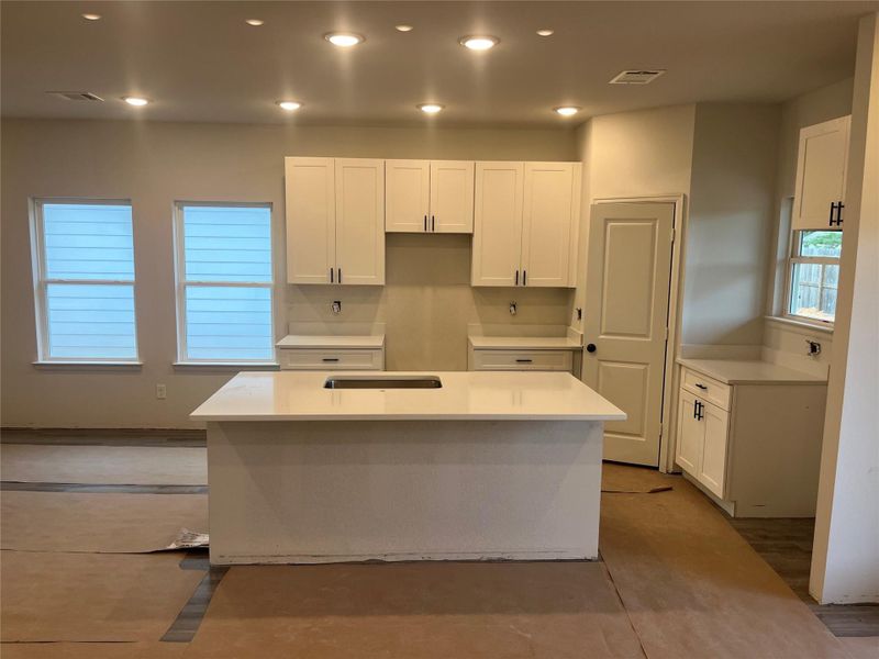 Image 14 of a home in .