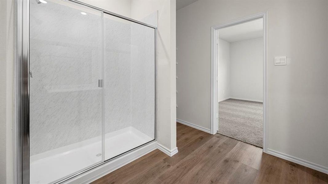 Spacious, unfurnished interior of a new home in Enclave at Pecan Creek, Providence Village (Image 34).