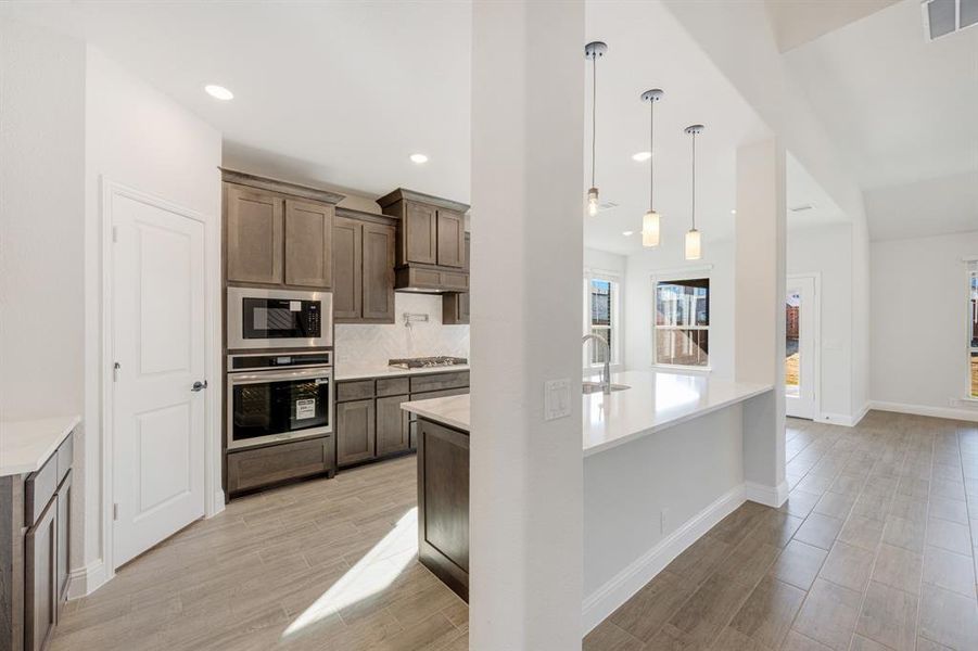Furnished interior view inside a new home in Hampton Park, Glenn Heights (Image 6).