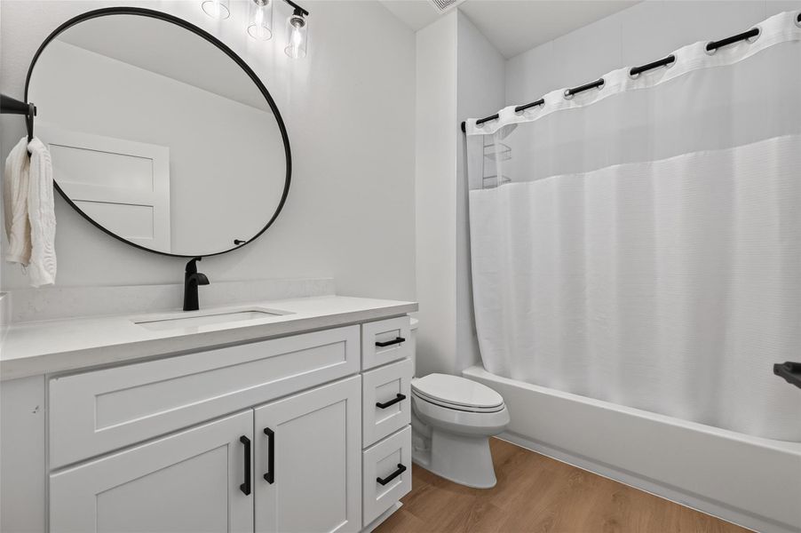 Furnished interior view inside a new home in , Conroe (Image 44).