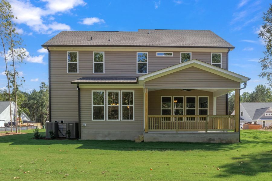 Representative exterior details of a home built from the The Whitley by RobuckHomes in Baylee Ridge, Selma (Image 78).