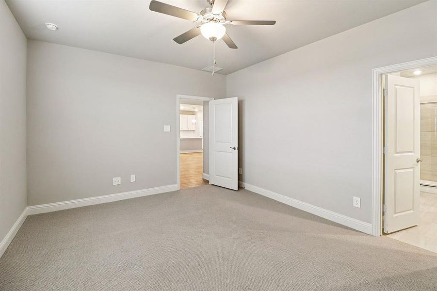 Photo is not of the actual home, but is an inspirational photo of builder’s model home and may depict options, furnishings, and/or decorator features that are not included.