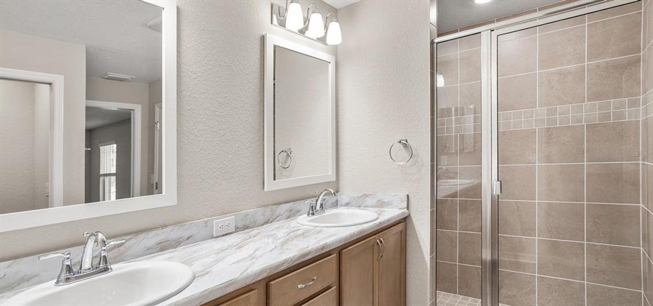 Furnished interior view inside a new home in Bennah Oaks, Belleview (Image 13).