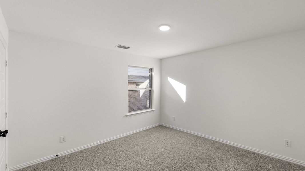 Spacious, unfurnished interior of a new home in Hillside Village 40s, Celina (Image 25).