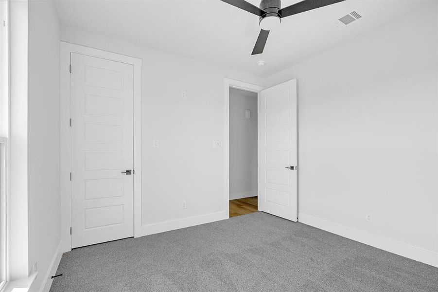 Spacious, unfurnished interior of a new home in , Cleburne (Image 13). Spacious, unfurnished interior of a new home in , Cleburne (Image 13).