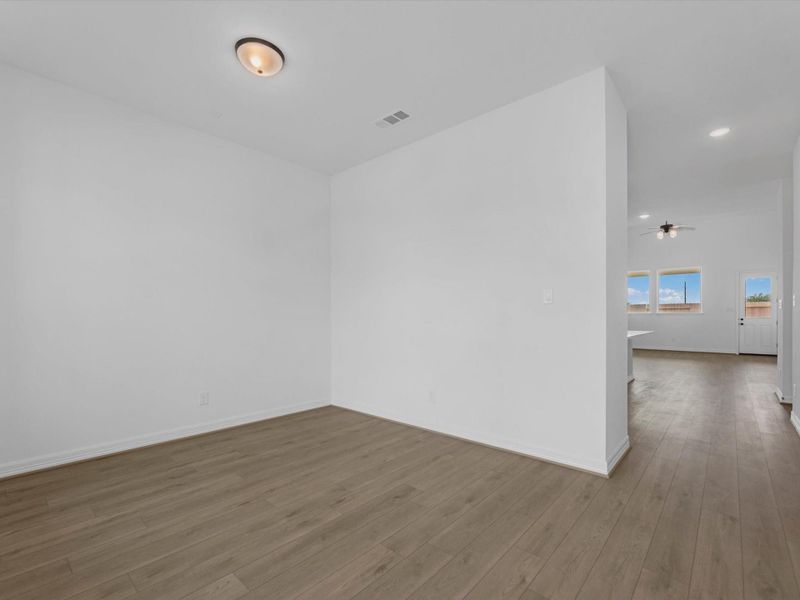 Spacious, unfurnished interior of a new home in Azalea, Brookshire (Image 18). Spacious, unfurnished interior of a new home in Azalea, Brookshire (Image 18).