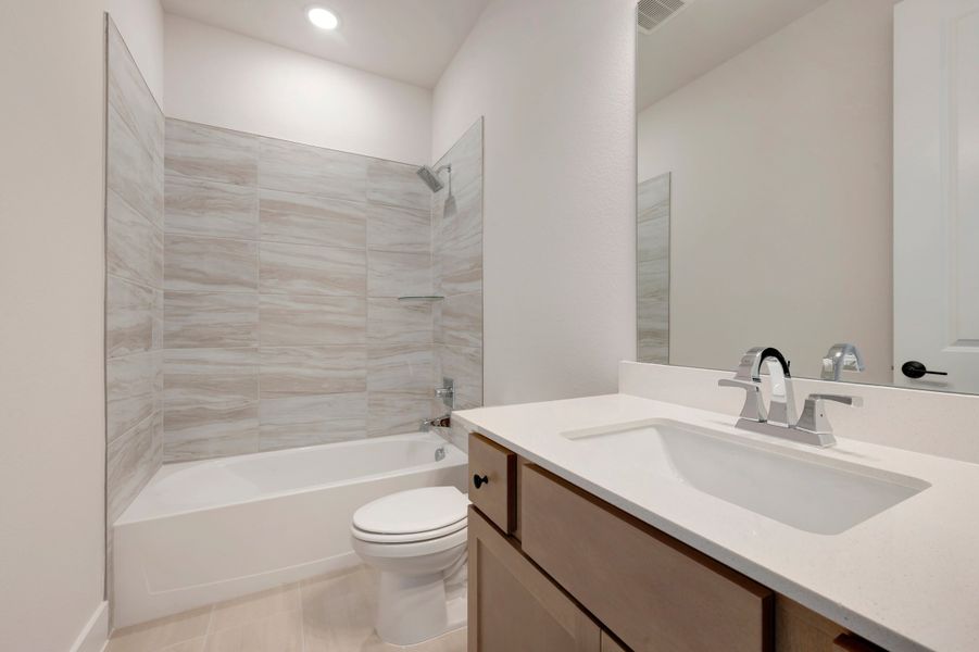 Furnished interior view inside a new home in Union Park, Little Elm (Image 9).