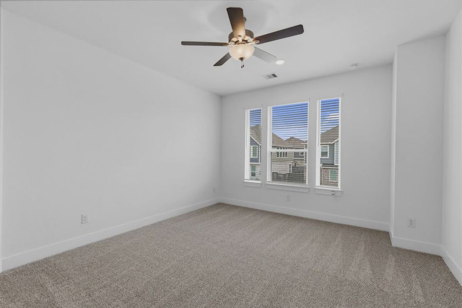 Representative unfurnished interior of a home built from the Oakdale by Chesmar Homes in Bridgeland, Elgin (Image 27).