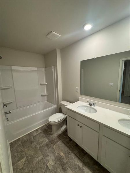 Furnished interior view inside a new home in , Dahlonega (Image 8).
