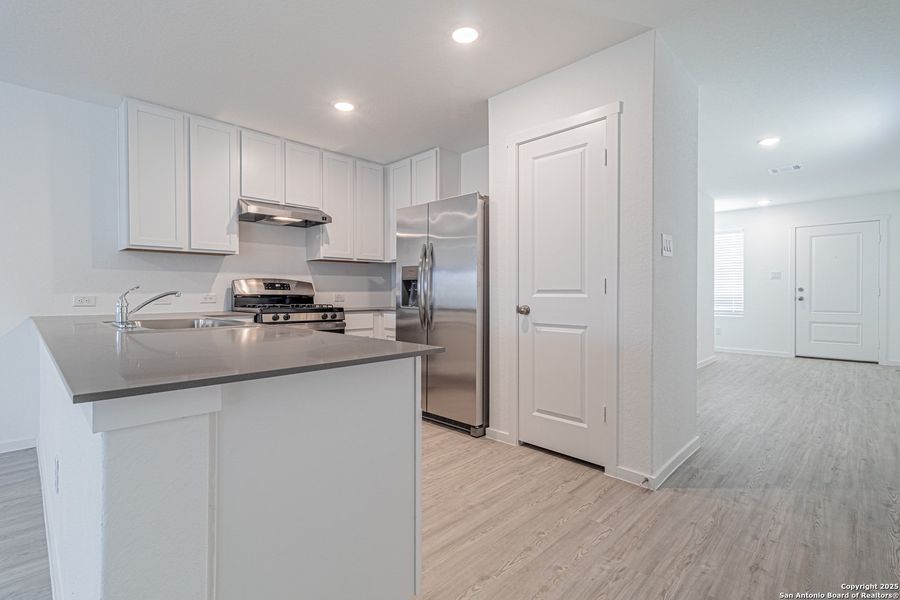 Furnished interior view inside a new home in Landon Ridge, San Antonio (Image 10). Furnished interior view inside a new home in Landon Ridge, San Antonio (Image 10).