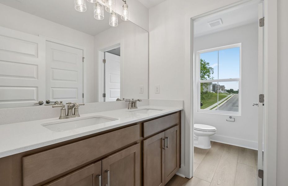 Furnished interior view inside a new home in Devonshire, Mount Juliet (Image 16).