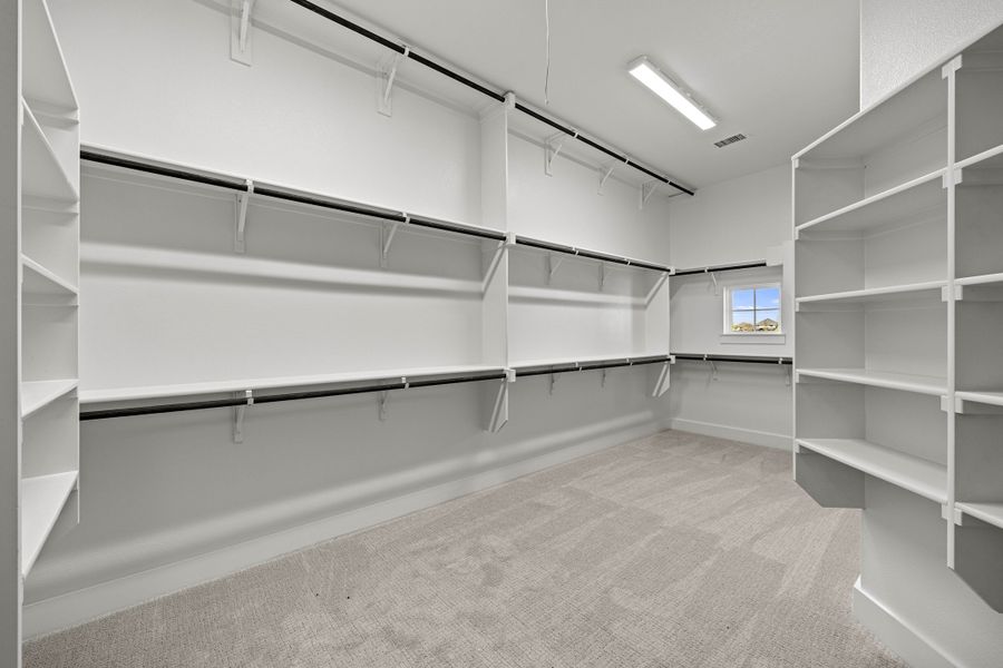 Image 40 of a home in Winding Creek.