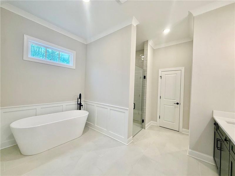 Furnished interior view inside a new home in , Waleska (Image 10).