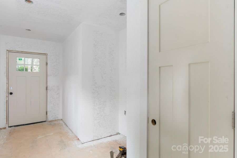 Image 12 of a home in .