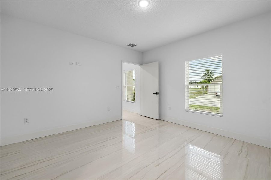 Spacious, unfurnished interior of a new home in , Palm Bay (Image 40). Spacious, unfurnished interior of a new home in , Palm Bay (Image 40).