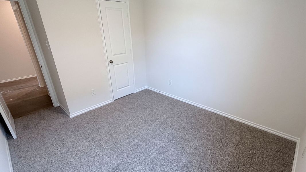 Spacious, unfurnished interior of a new home in Riverfield, Josephine (Image 13).