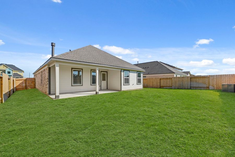 Exterior details and patio area of a home in Beacon Hill, Waller (Image 4). Exterior details and patio area of a home in Beacon Hill, Waller (Image 4).