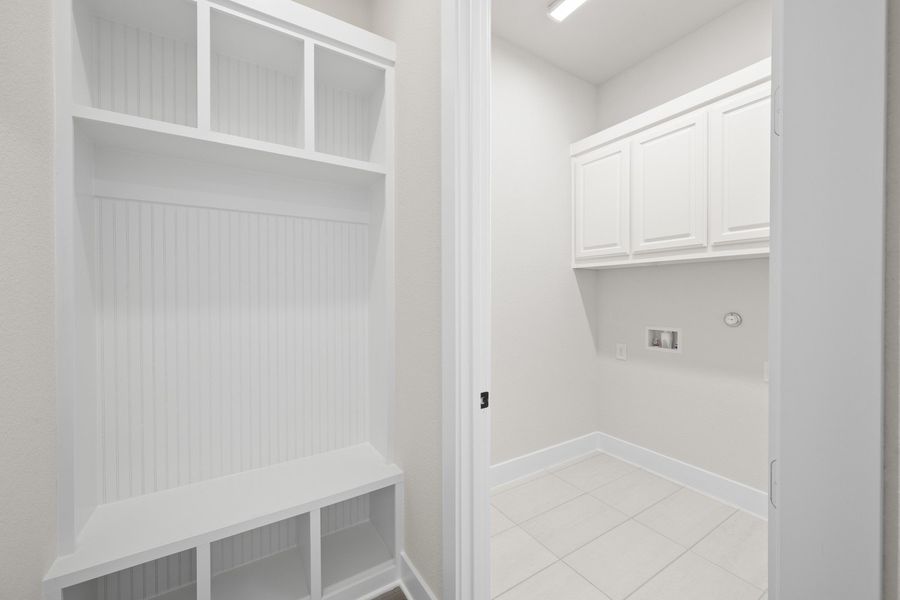 Spacious, unfurnished interior of a new home in Hayes Crossing, Midlothian (Image 27). Spacious, unfurnished interior of a new home in Hayes Crossing, Midlothian (Image 27).