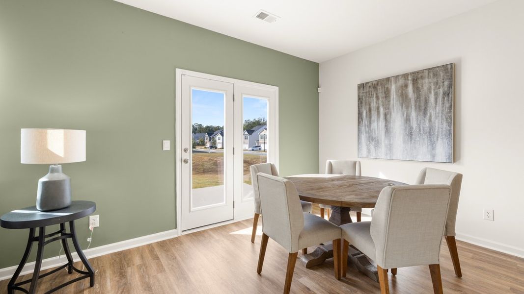Representative furnished interior of a home built from the Hayden by D.R. Horton in Poplar Preserve, Newnan (Image 10).