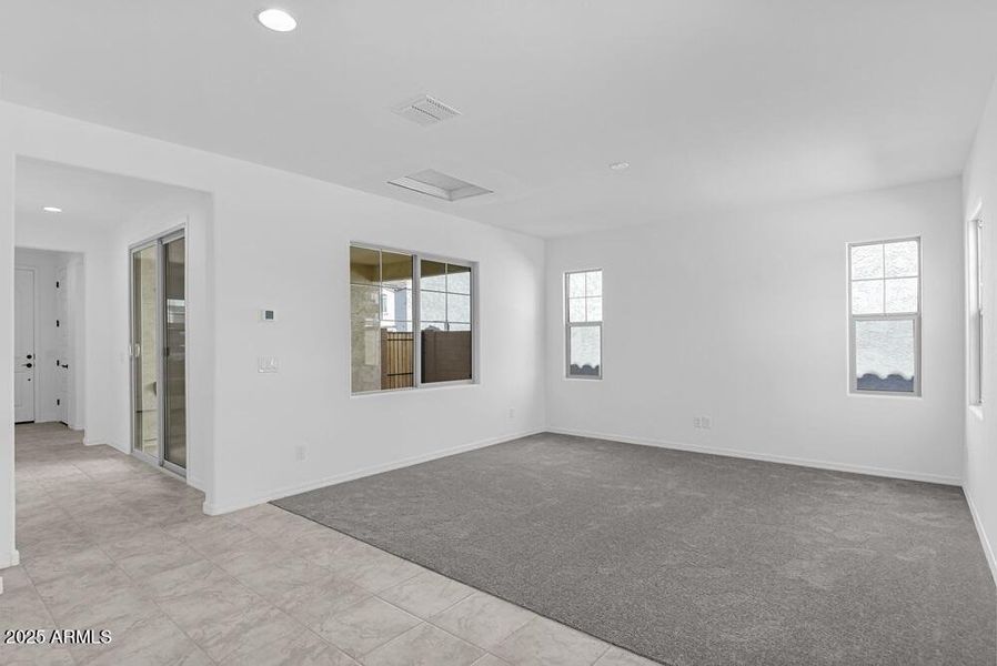 3817 S Tulip - Ready Now