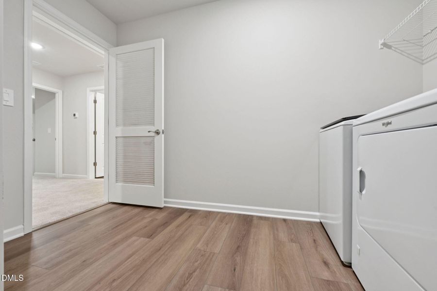 35-web-or-mls-Raleigh - Oak Manor - 548