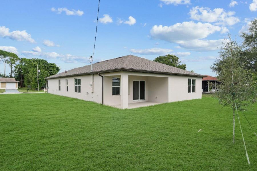 Covered Porch & Backyard