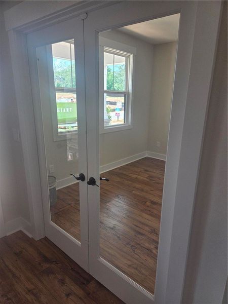 Office right off of entry Office right off of entry