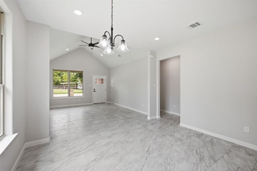 Spacious, unfurnished interior of a new home in , Cleburne (Image 22). Spacious, unfurnished interior of a new home in , Cleburne (Image 22).