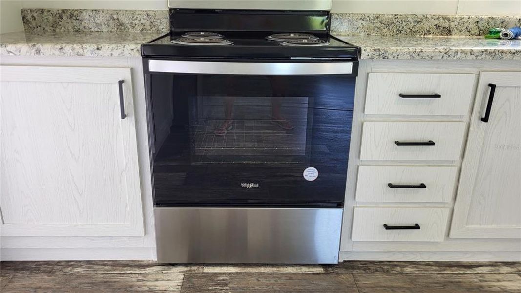 Close-up of interior finishes inside a home in , Okeechobee (Image 12). Close-up of interior finishes inside a home in , Okeechobee (Image 12).