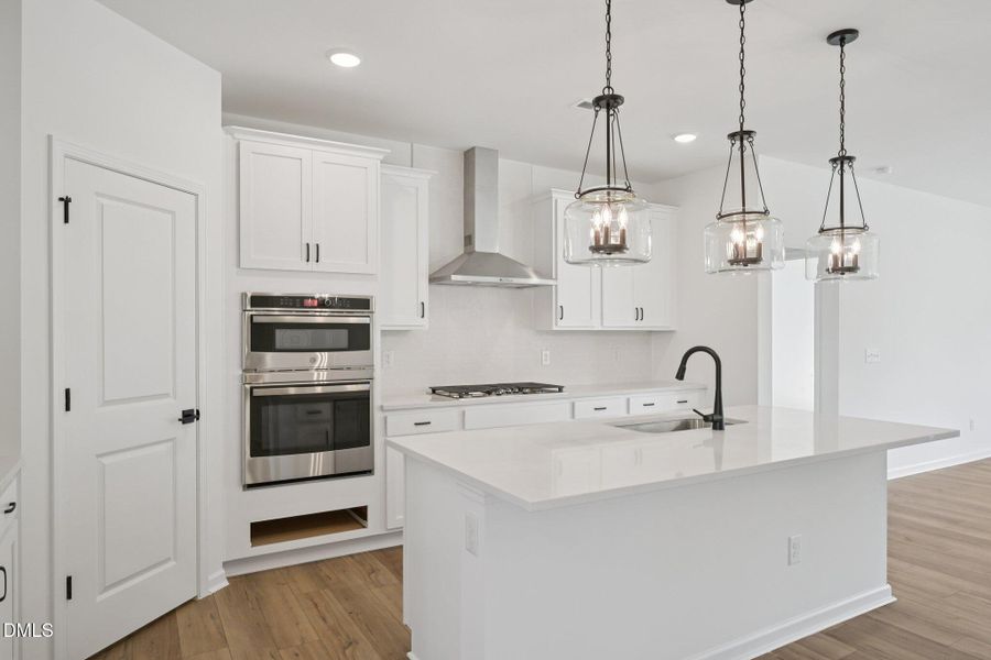 17-web-or-mls-Fetching Pl-S2503-017