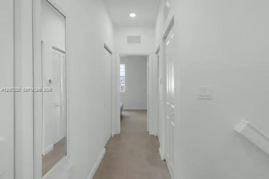 Spacious, unfurnished interior of a new home in , Homestead (Image 18).