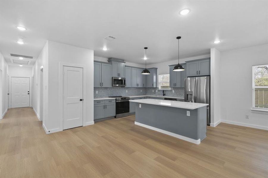 Furnished interior view inside a new home in , Dallas (Image 4).